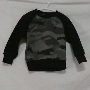 NEVADA | size 2 | Camouflage Camo Sweatshirt With Black Sleeves